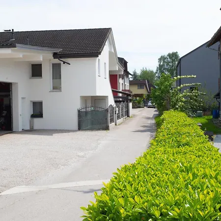 Apartment Studio Green * Liubliana