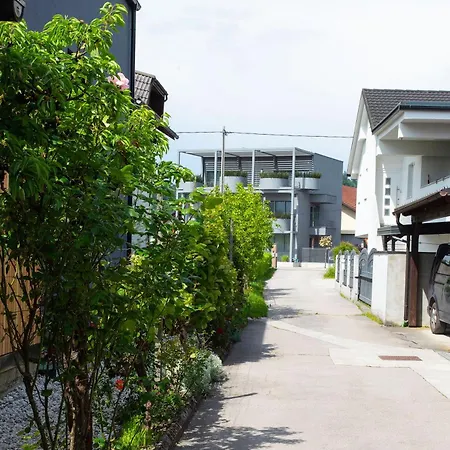 Apartment Studio Green Apartamento Liubliana