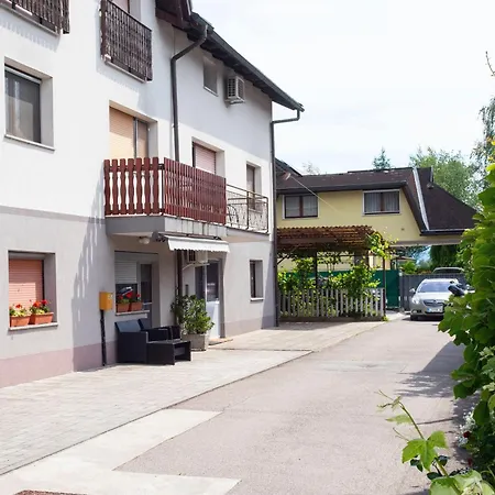 Apartmán Apartment Studio Green Lublaň