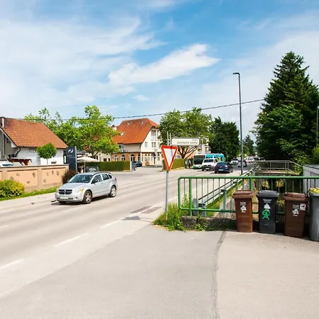 Apartment Studio Green *