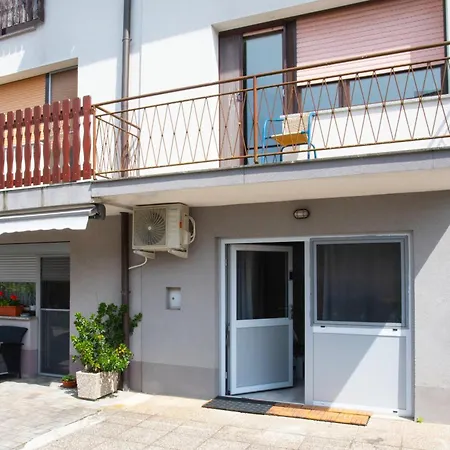 شقة Apartment Studio Green