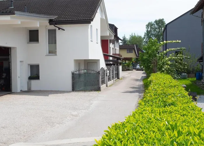 Apartment Studio Green * Λιουμπλιάνα