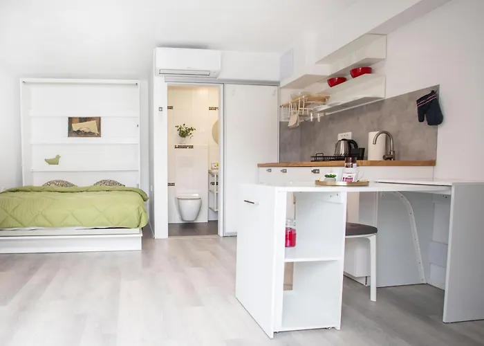 Apartment Studio Green Διαμέρισμα *