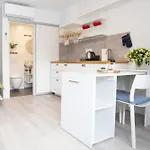 Apartment Studio Green ليوبليانا